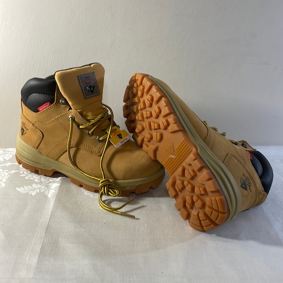 HERMAN Survivors Men's Steel Toe WATERPROOF Work Boots Size 6W - Picture 2 of 8